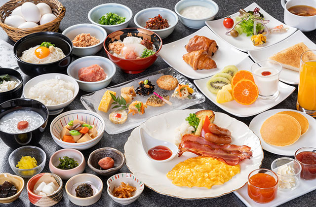 和洋朝食バイキングの盛り付けイメージ