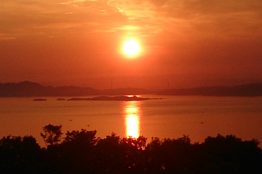 オリビアン小豆島　夕陽丘ホテル　夕陽フォト